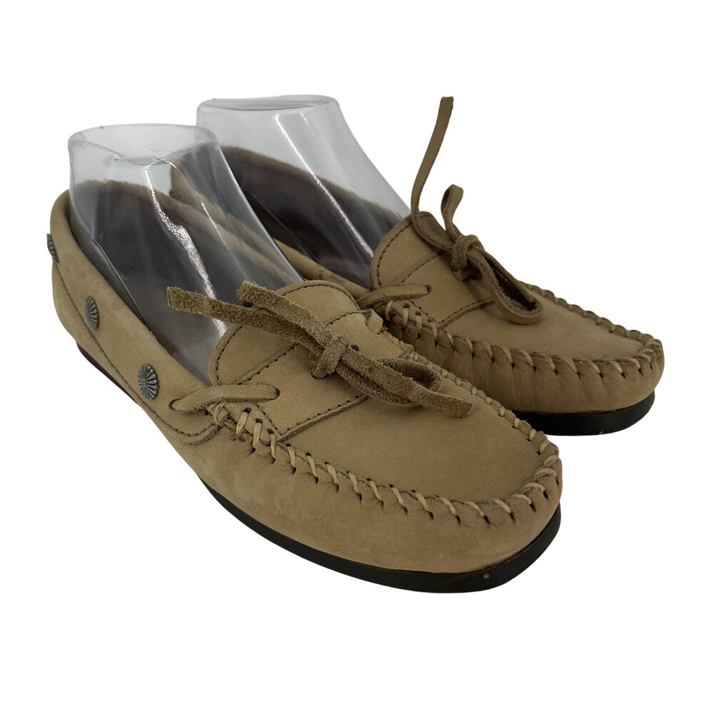 Minnetonka Moccasin Shoes Womens Size 8 Beige Suede Studded Slip On Flats
